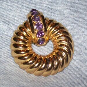 Vintage Coro Gold Tone Amythest Color Rhinestone Wreath Brooch Signed